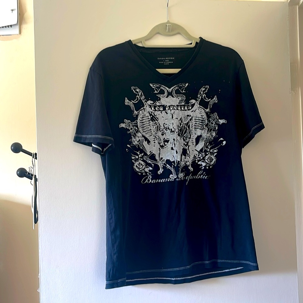 BANANA REPUBLIC Black T-Shirt